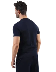 barva tmavě modrá 0004 barva tmavě modrá 0004